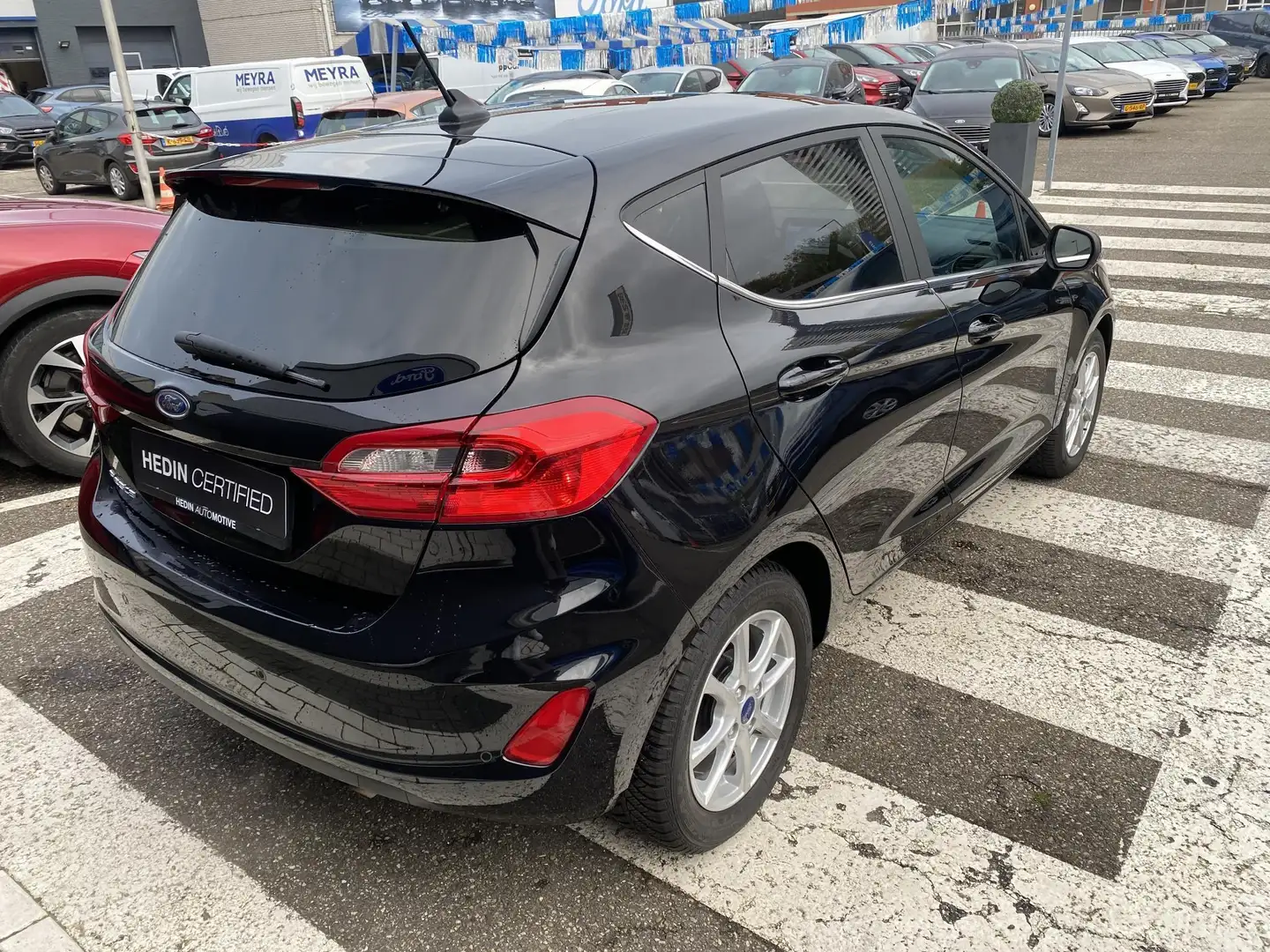 Ford Fiesta 1.0 EcoBoost Titanium | Private Lease vanaf €359,- Zwart - 2