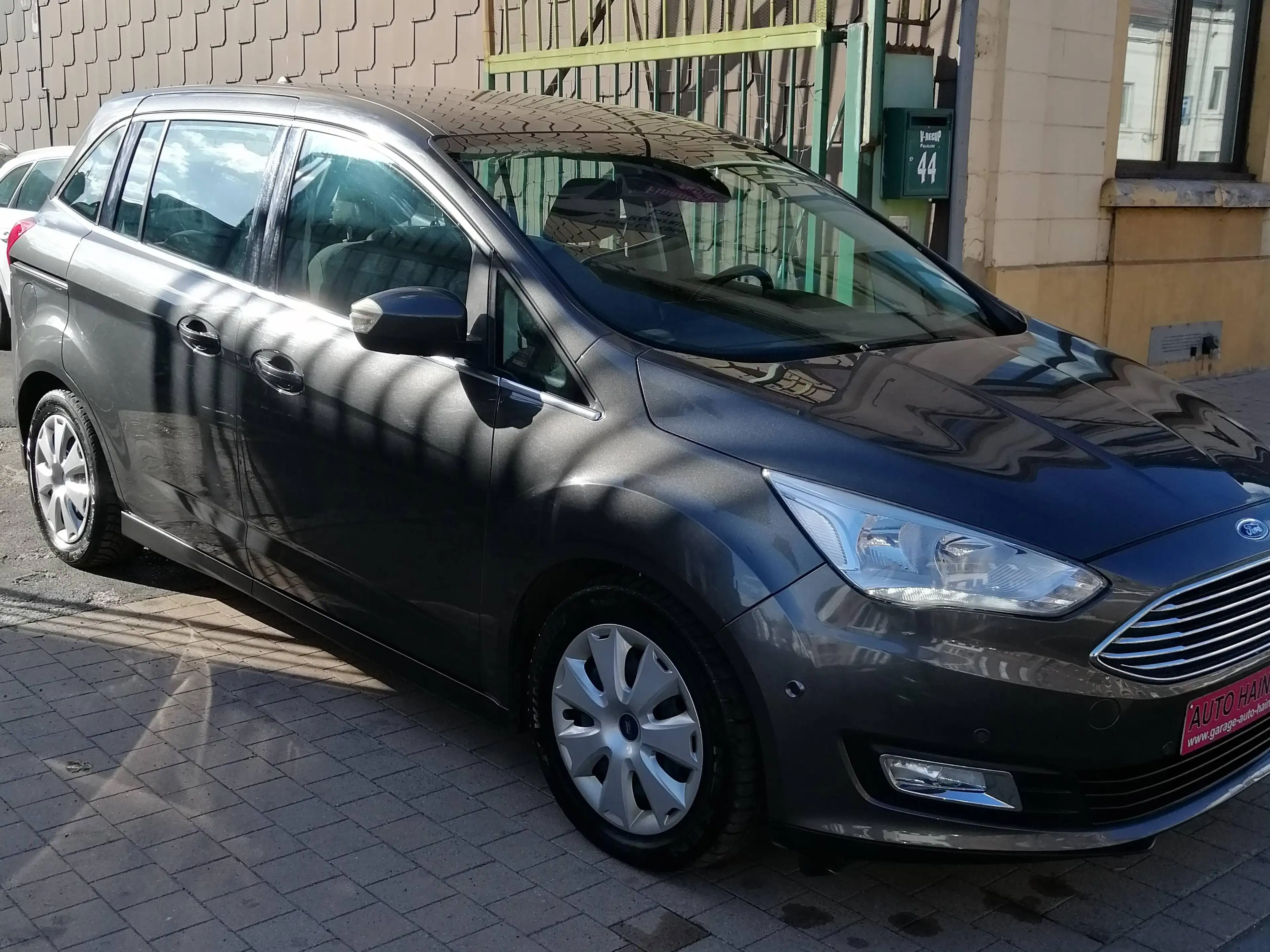Ford Grand C-Max Grand C-Max 1.6 TDCi Trend Style Start-Stop — photo 2