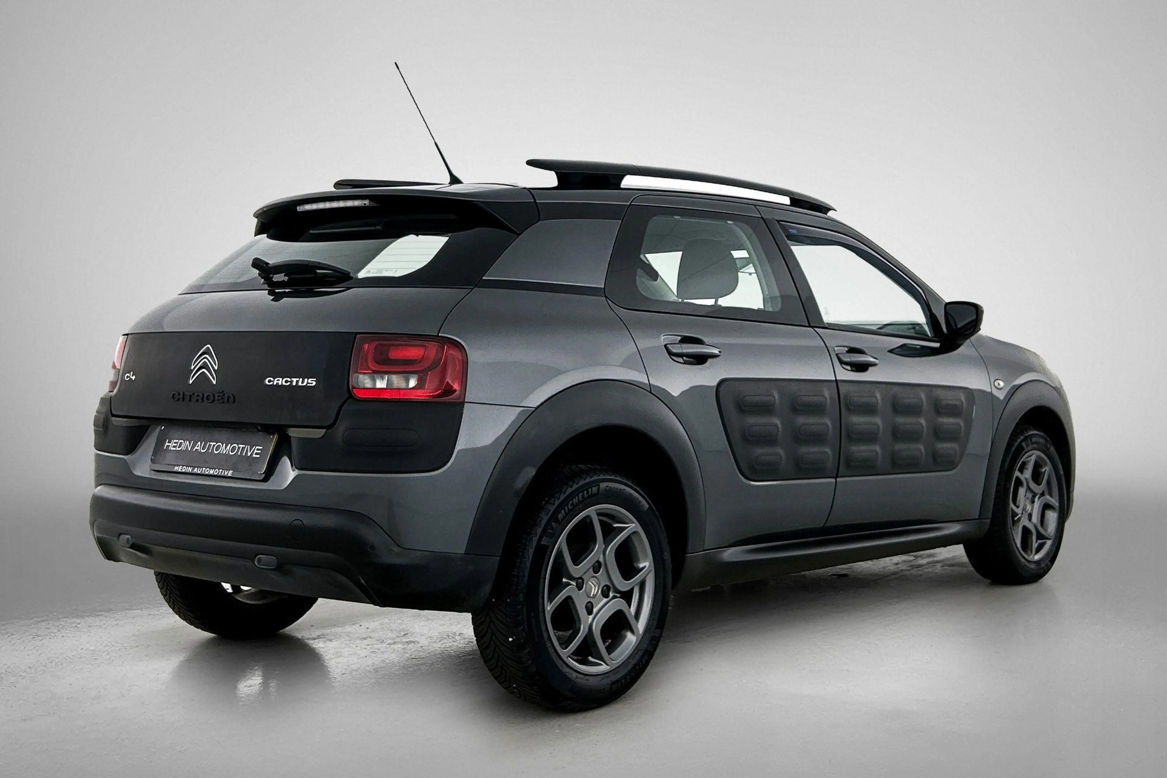 Citroen C4 Cactus 1.2 PureTech Business Plus | camera | Climate Cont — photo 2