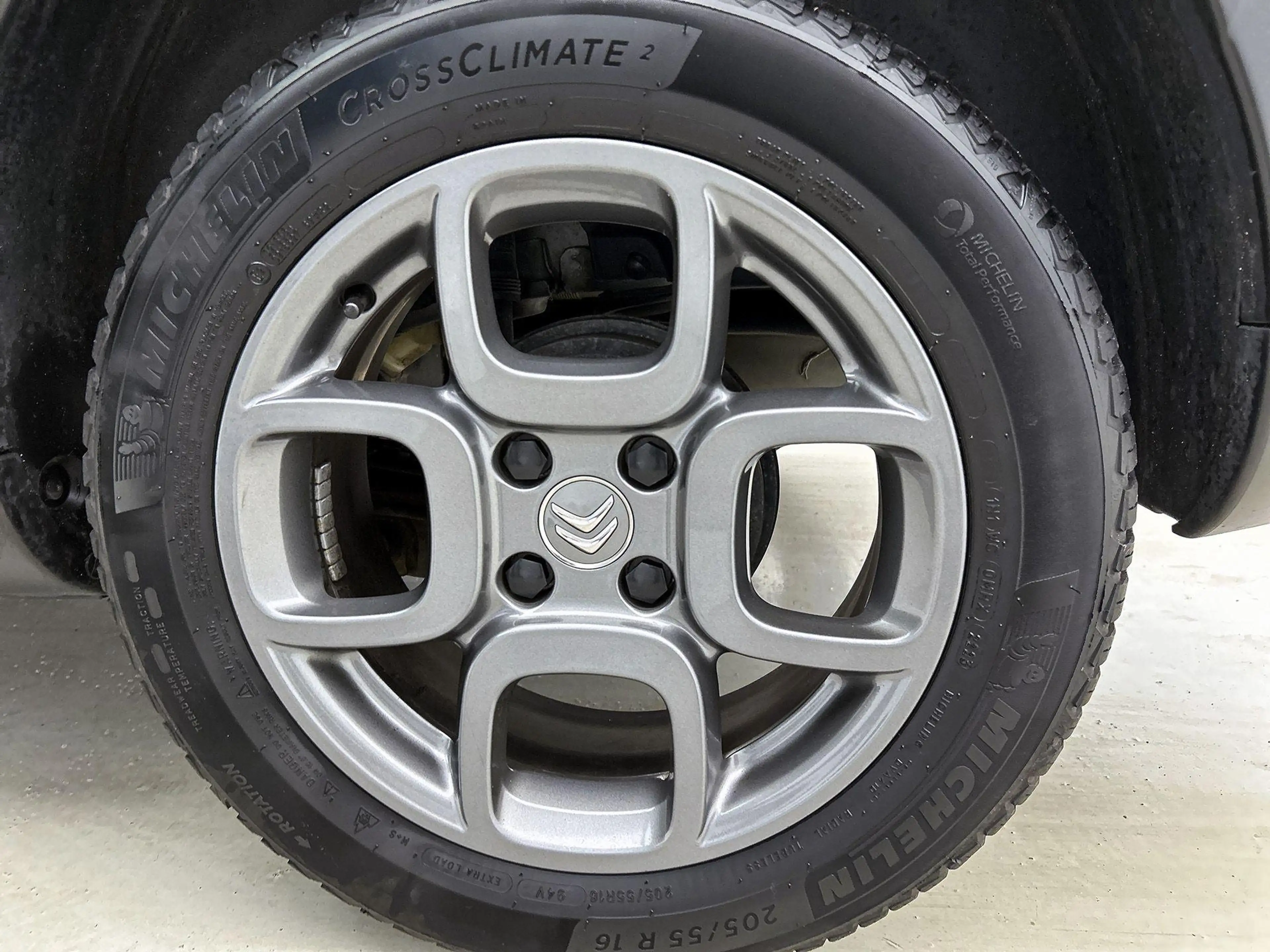Citroen C4 Cactus 1.2 PureTech Business Plus | camera | Climate Cont — photo 4