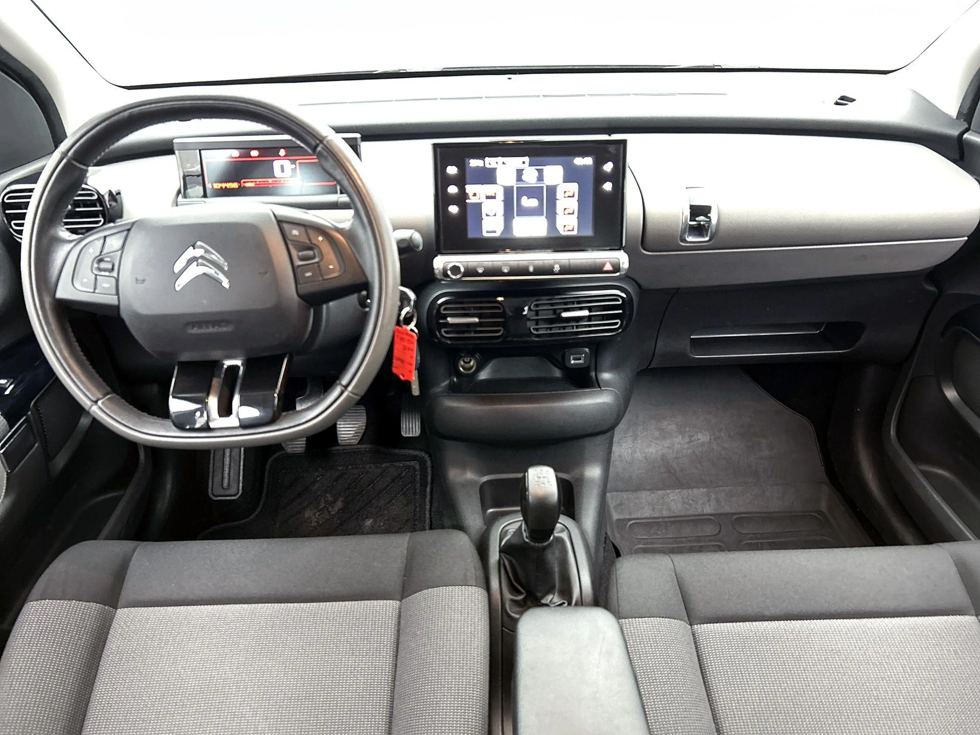 Citroen C4 Cactus 1.2 PureTech Business Plus | camera | Climate Cont — photo 3