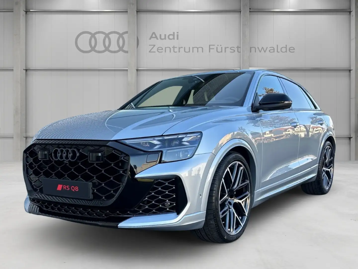 Audi RS Q8 4.0 TFSI quattro+Neues Modell+StandHZG+PanoDach Argent - 2