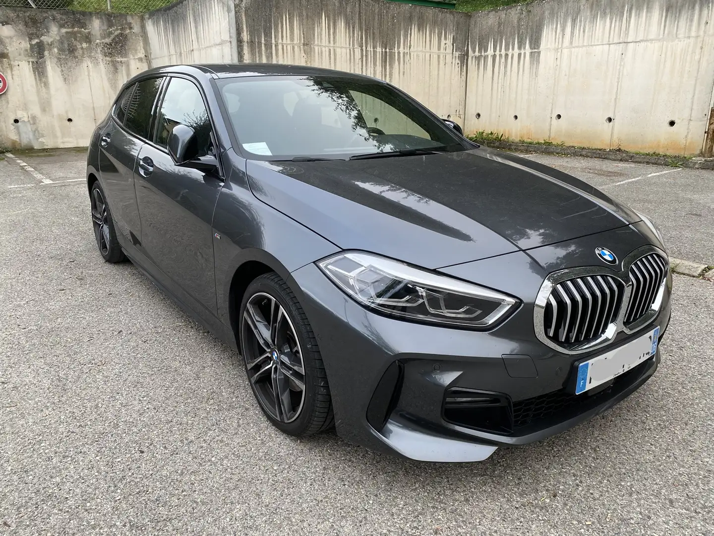 BMW 118 118d 150 ch BVA8 M Sport Gris - 2