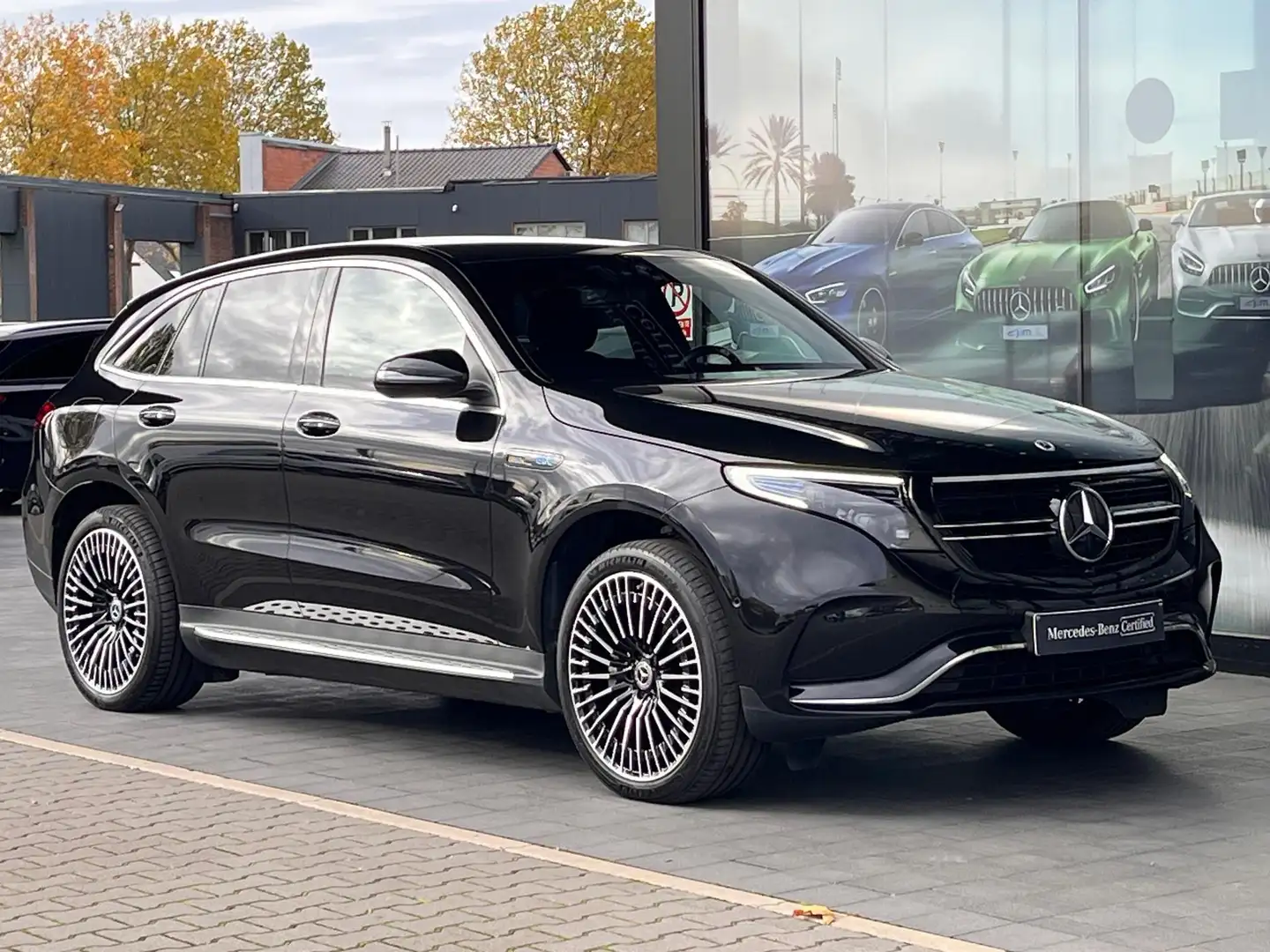 Mercedes-Benz EQC 400 4MATIC AMG Zwart - 2