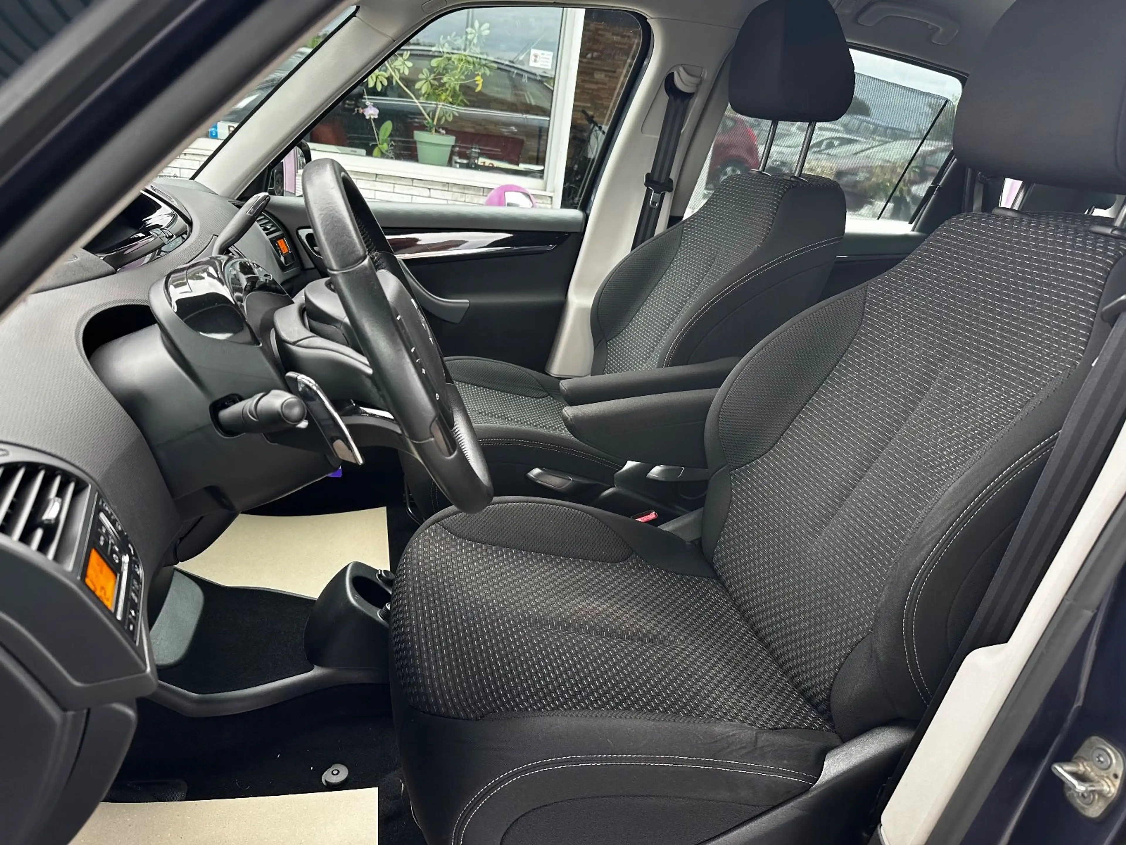 Citroen C4 Picasso Selection "AHK"HU/AU+Service neu" — photo 15