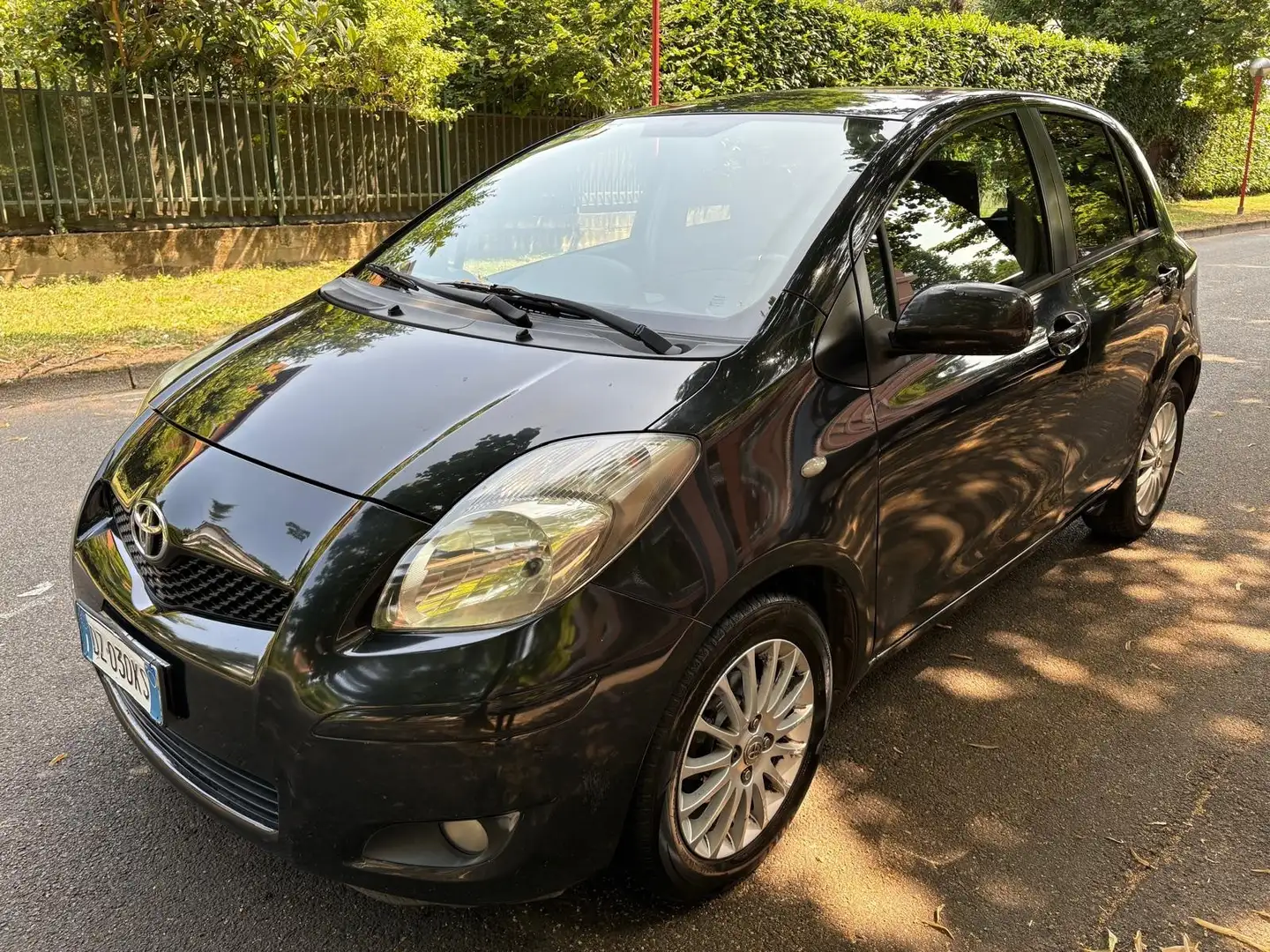 Toyota Yaris 1.3 5 porte M-MT Sol Nero - 1