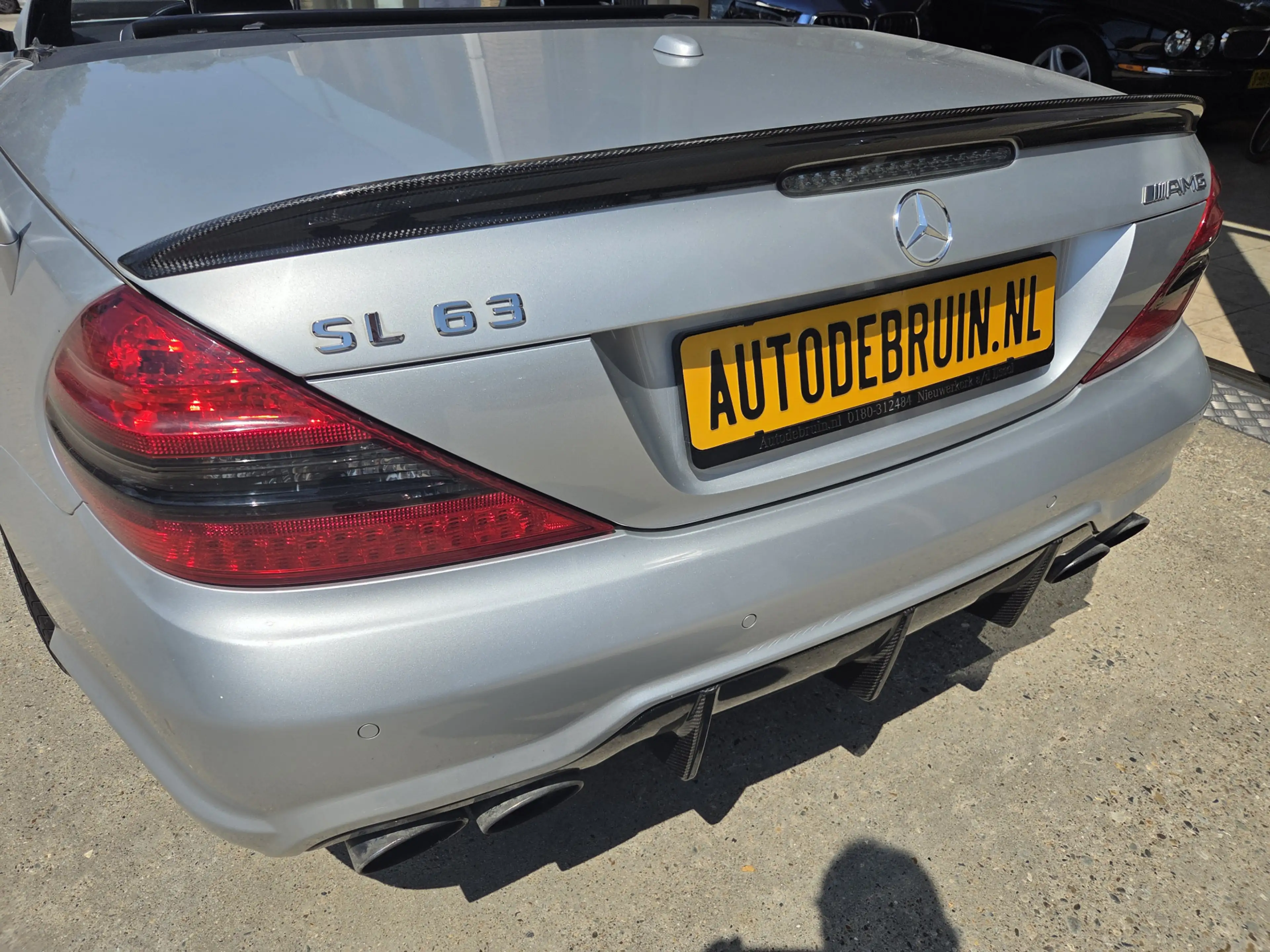 Mercedes-Benz SL 63 AMG Performance V8 525Pk — photo 14