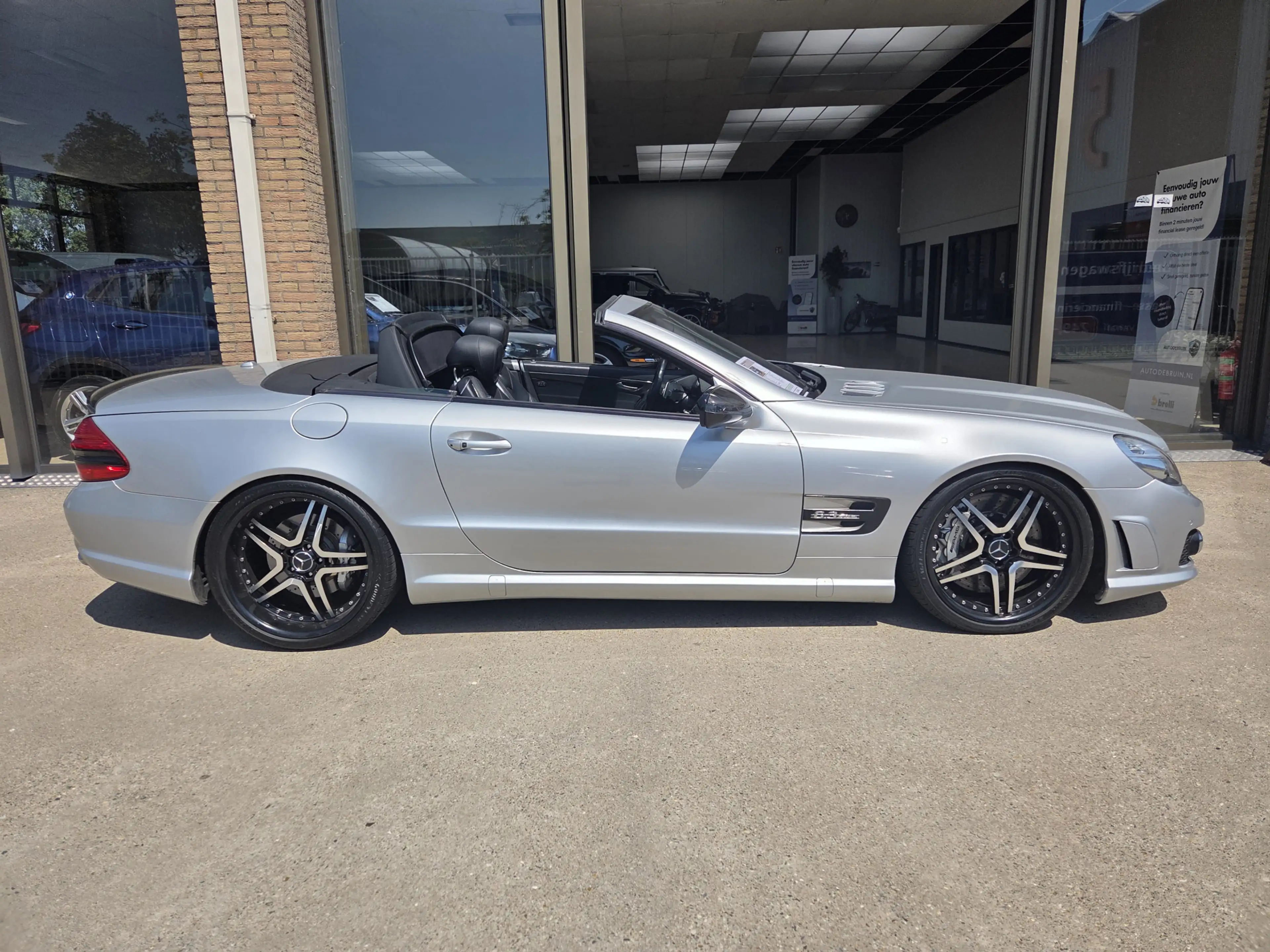Mercedes-Benz SL 63 AMG Performance V8 525Pk — photo 7