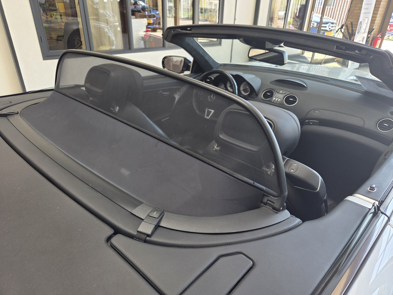 Mercedes-Benz SL 63 AMG Performance V8 525Pk — photo 35