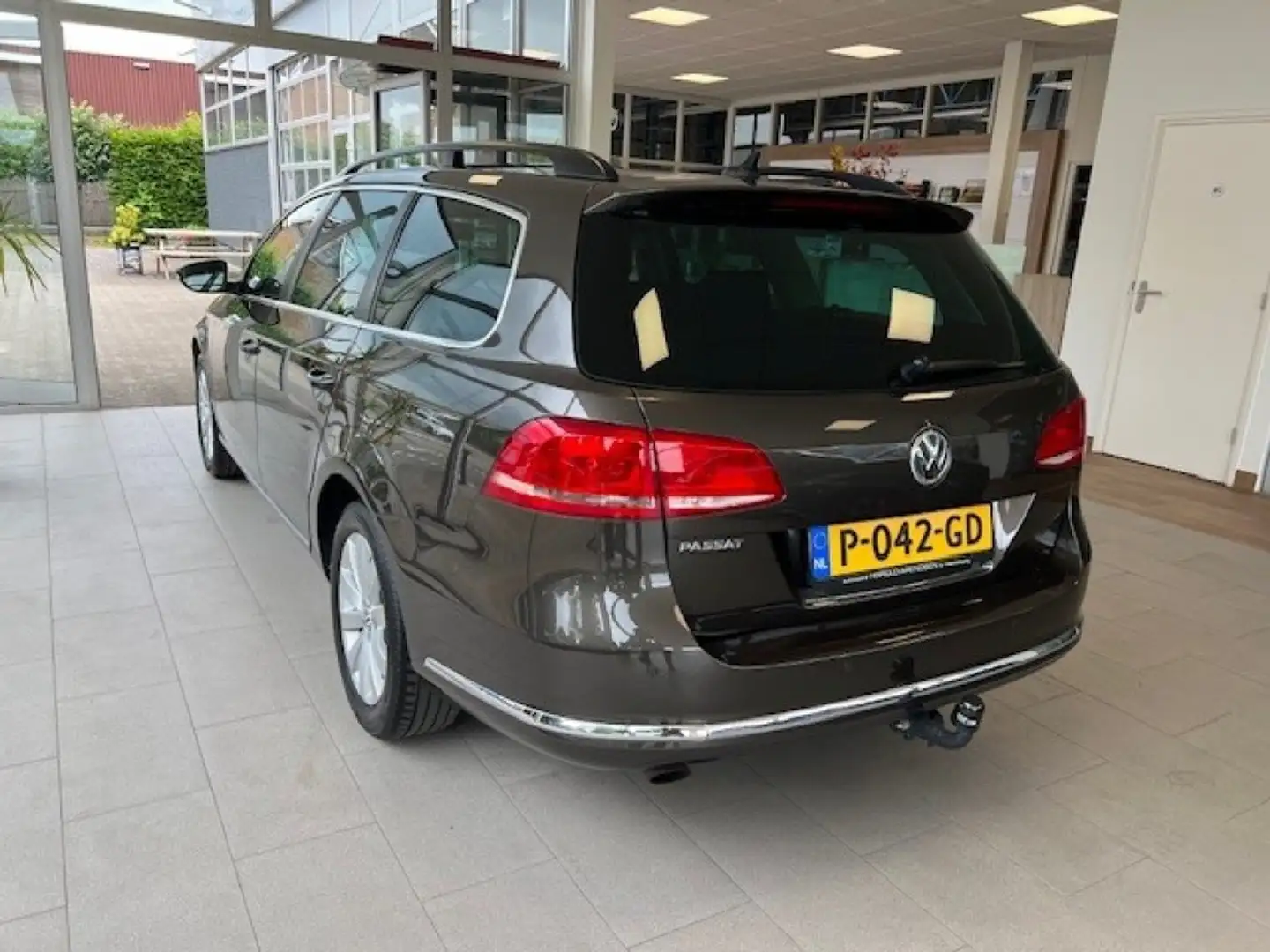 Volkswagen Passat 1.4 TSI HIGH EXEC L. Brun - 2