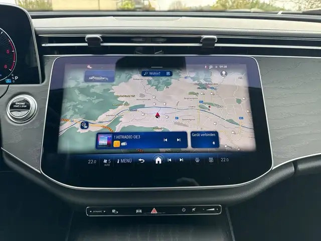 Mercedes-Benz E 220 d Limousine LED PTS Distr Airm Cam SHZ Ansicht 11