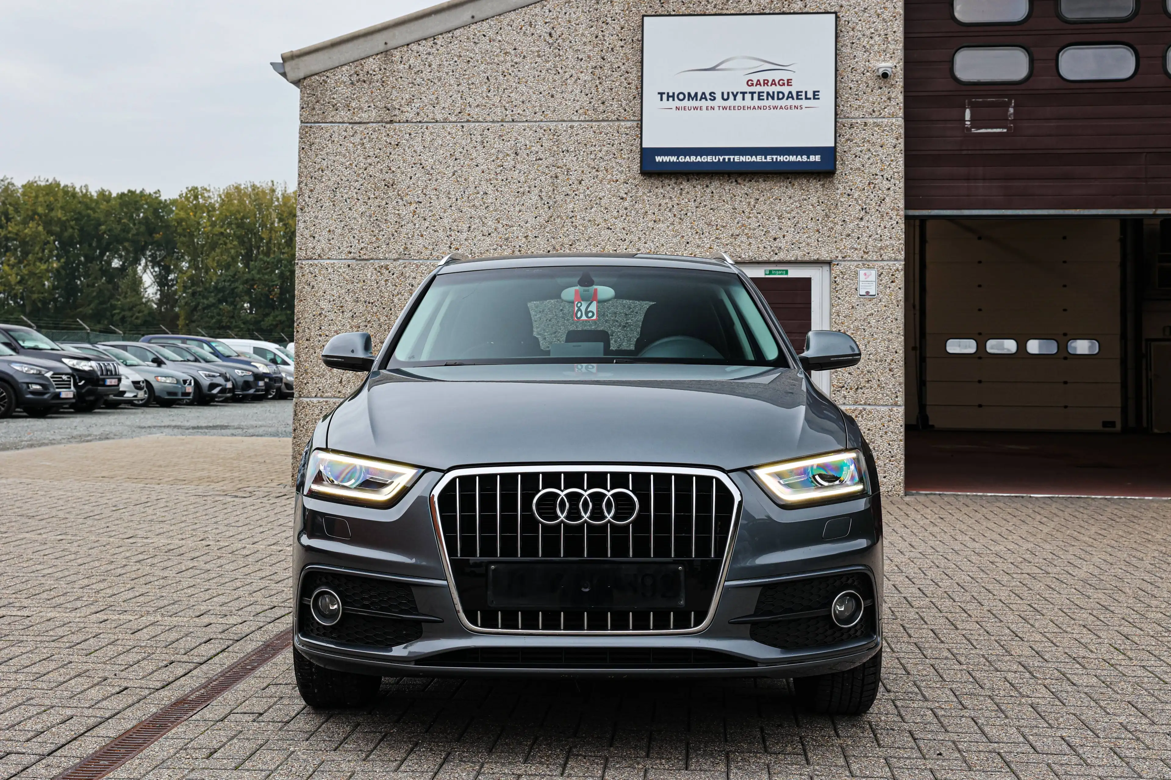 Audi Q3 S-LINE*EERSTE-EIGENAAR*XENON*ZETELVERWARMING*6-VITESSE*NAVIGATIE*PARKEERSENSOREN* — photo 2