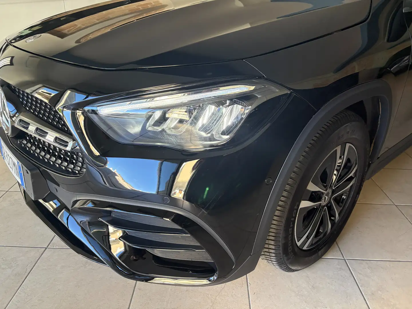 Mercedes-Benz GLA 200 GLA-H247 2023 d Advanced auto Nero - 1