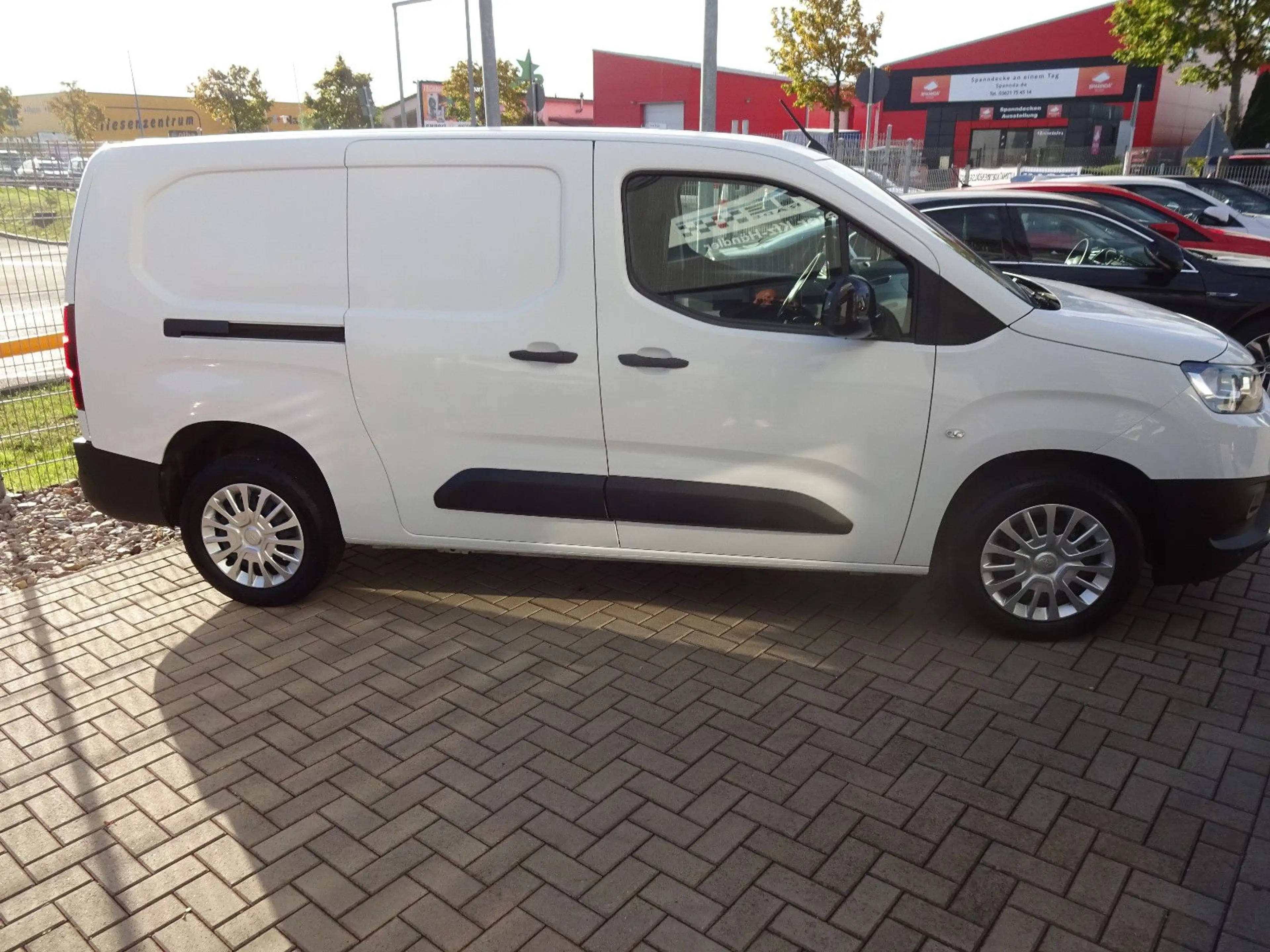 Toyota Proace 1.5 D-4D L2 Meister — photo 5