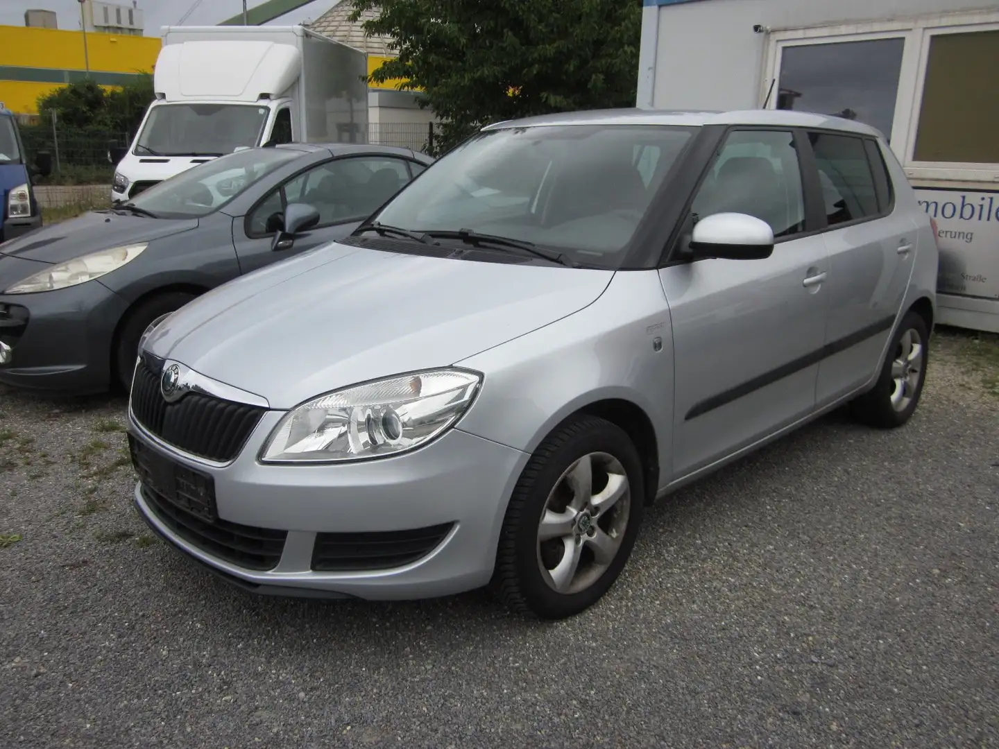 Skoda Fabia Fabia Limousine- DSG 7- 1 Hd-SHZ-Tempomat Silber - 2