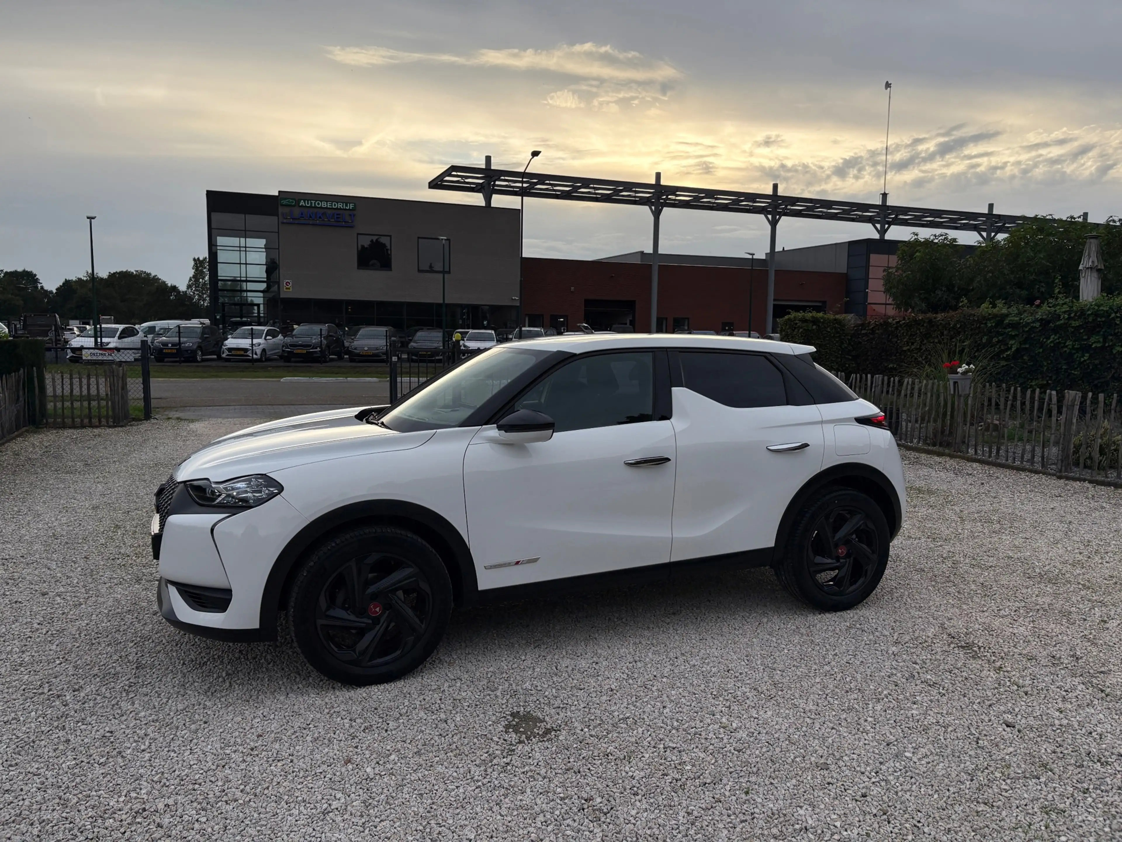 DS Automobiles DS 3 Crossback 1.2 110pk Performance Line+ Alcantara, Keyless, LE — photo 39