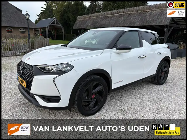 DS Automobiles DS 3 Crossback 1.2 110pk Performance Line+ Alcantara, Keyless, LE
