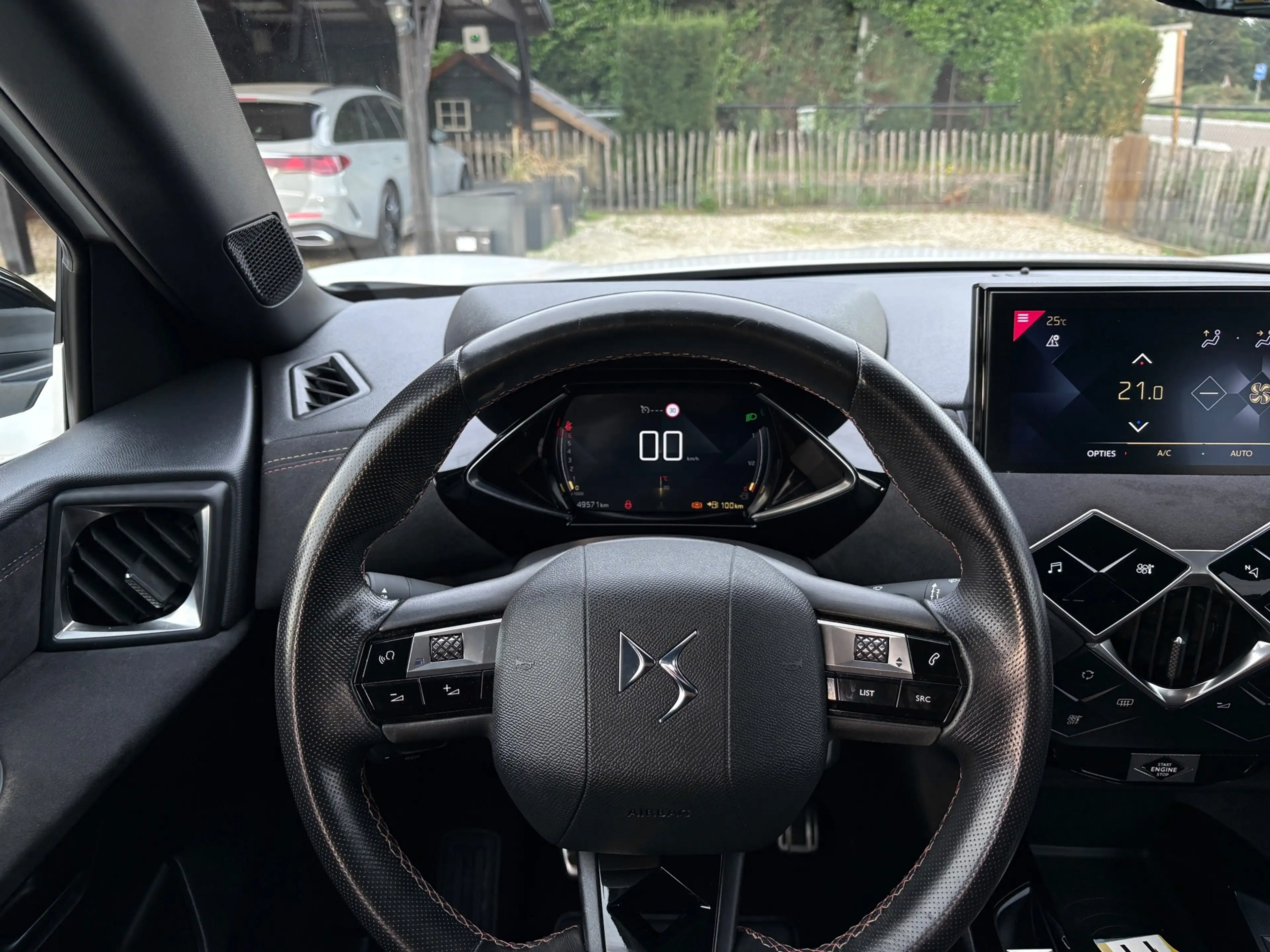 DS Automobiles DS 3 Crossback 1.2 110pk Performance Line+ Alcantara, Keyless, LE — photo 15