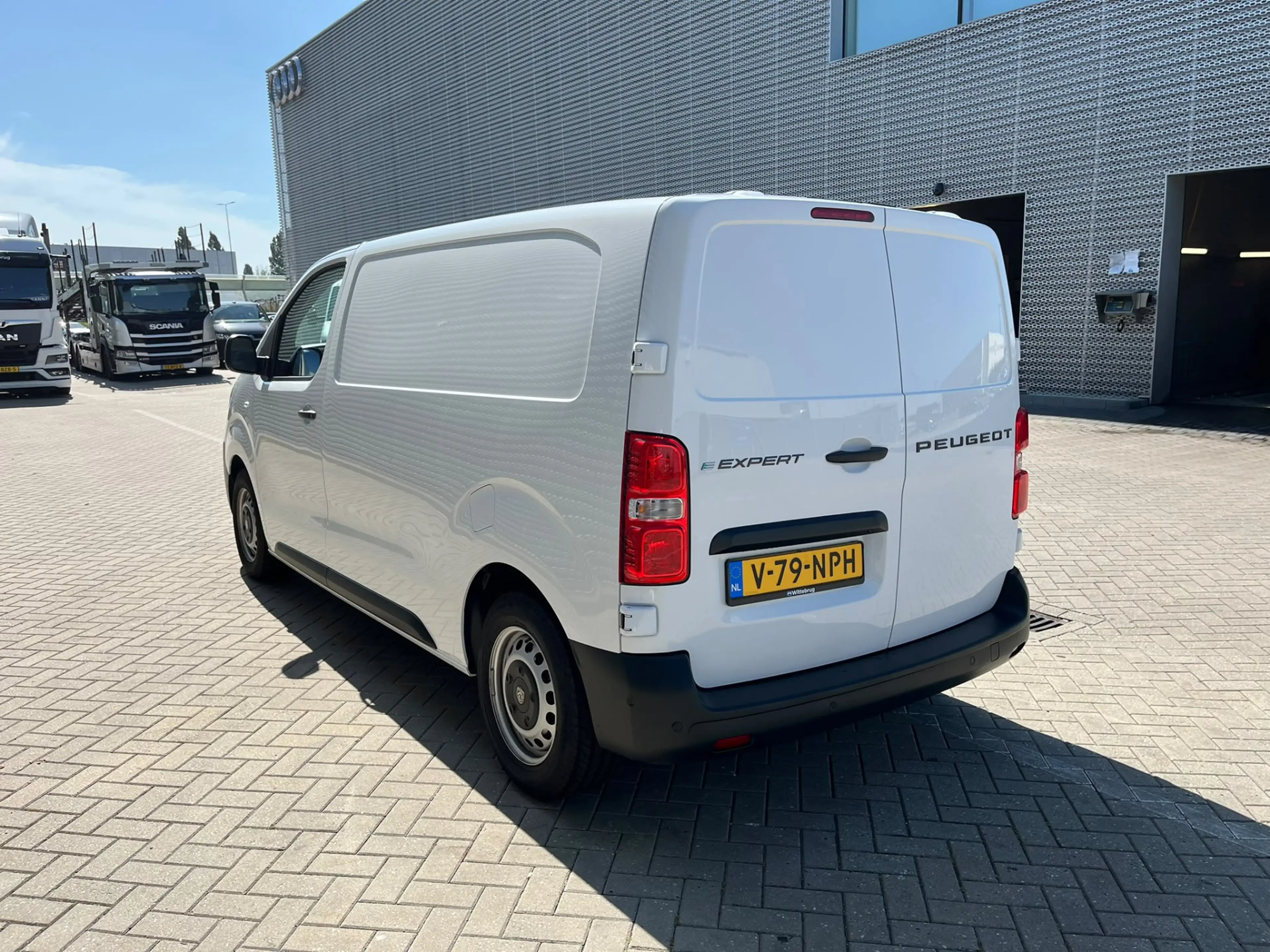 Peugeot e-Expert EV L2 75 kWh 8 JAAR GARANTIE | CAMERA | NAVI | BET — photo 2