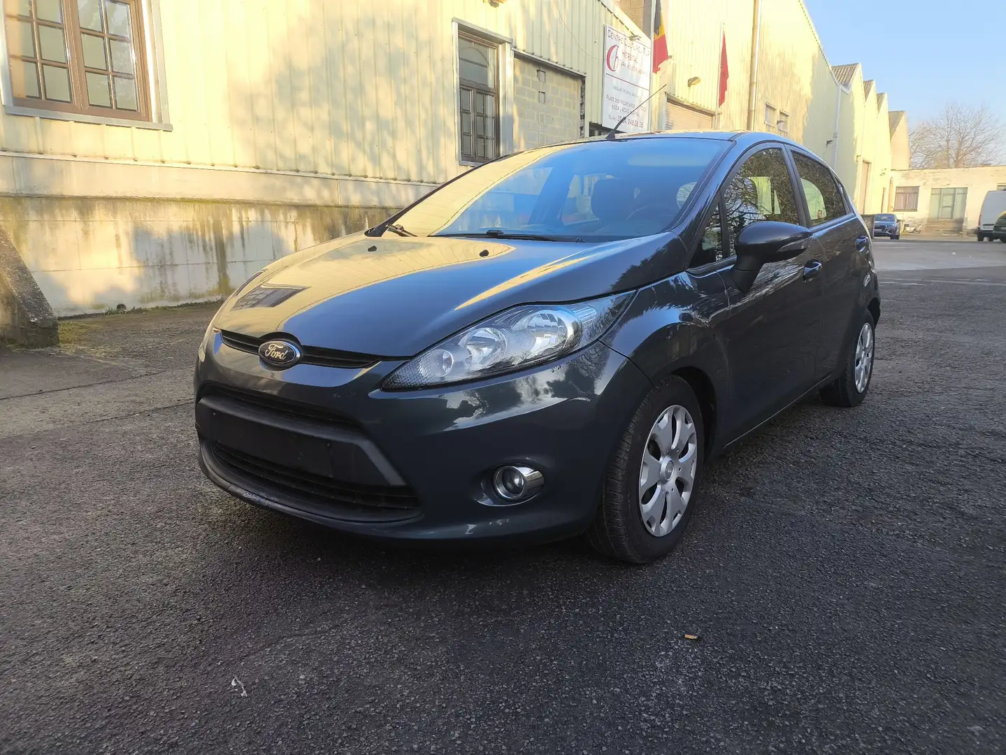 Ford Fiesta 1.6 TDCi 95 FAP Trend - 1