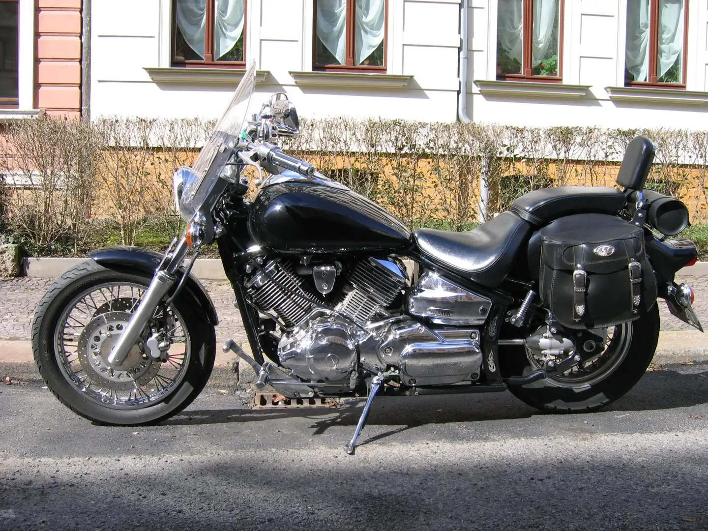 Yamaha XVS 1100 Custom Czarny - 2