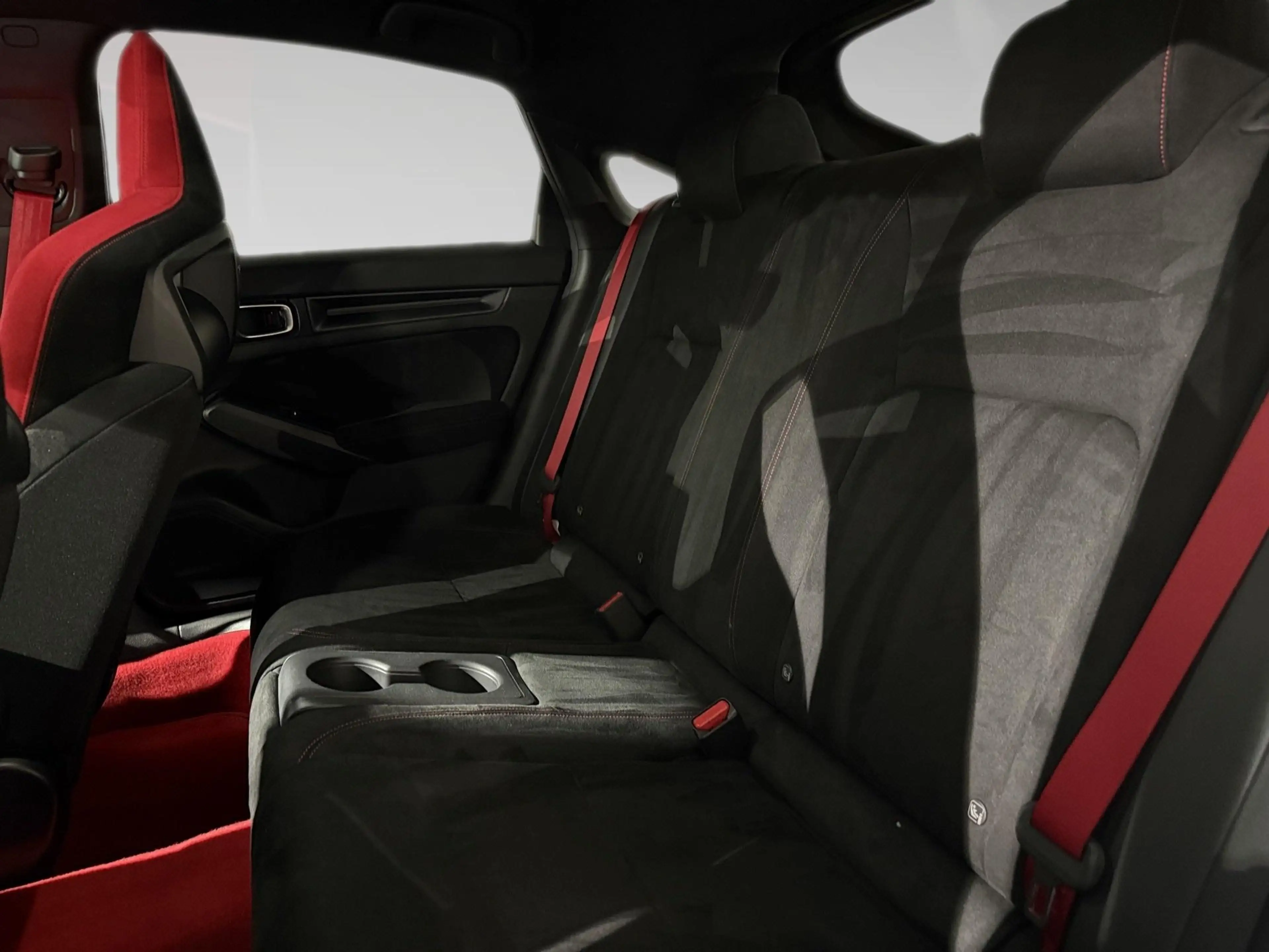 Honda Civic 2.0 VTEC Type R — photo 11