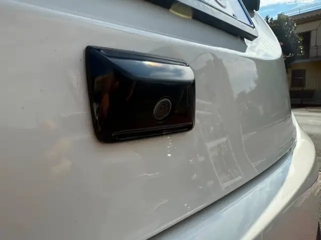 Lancia Ypsilon view 10