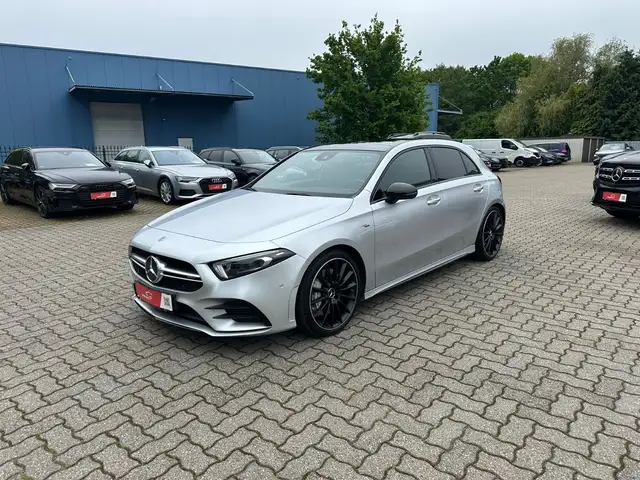 Mercedes-Benz A 35 AMG 4Matic PANORAMA Kam MBUX Burmester MEM