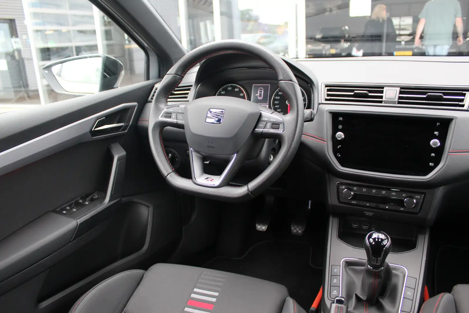 SEAT Ibiza 1.0 TSI FR Business Intense | Cruise | Carplay | N Grijs - 2