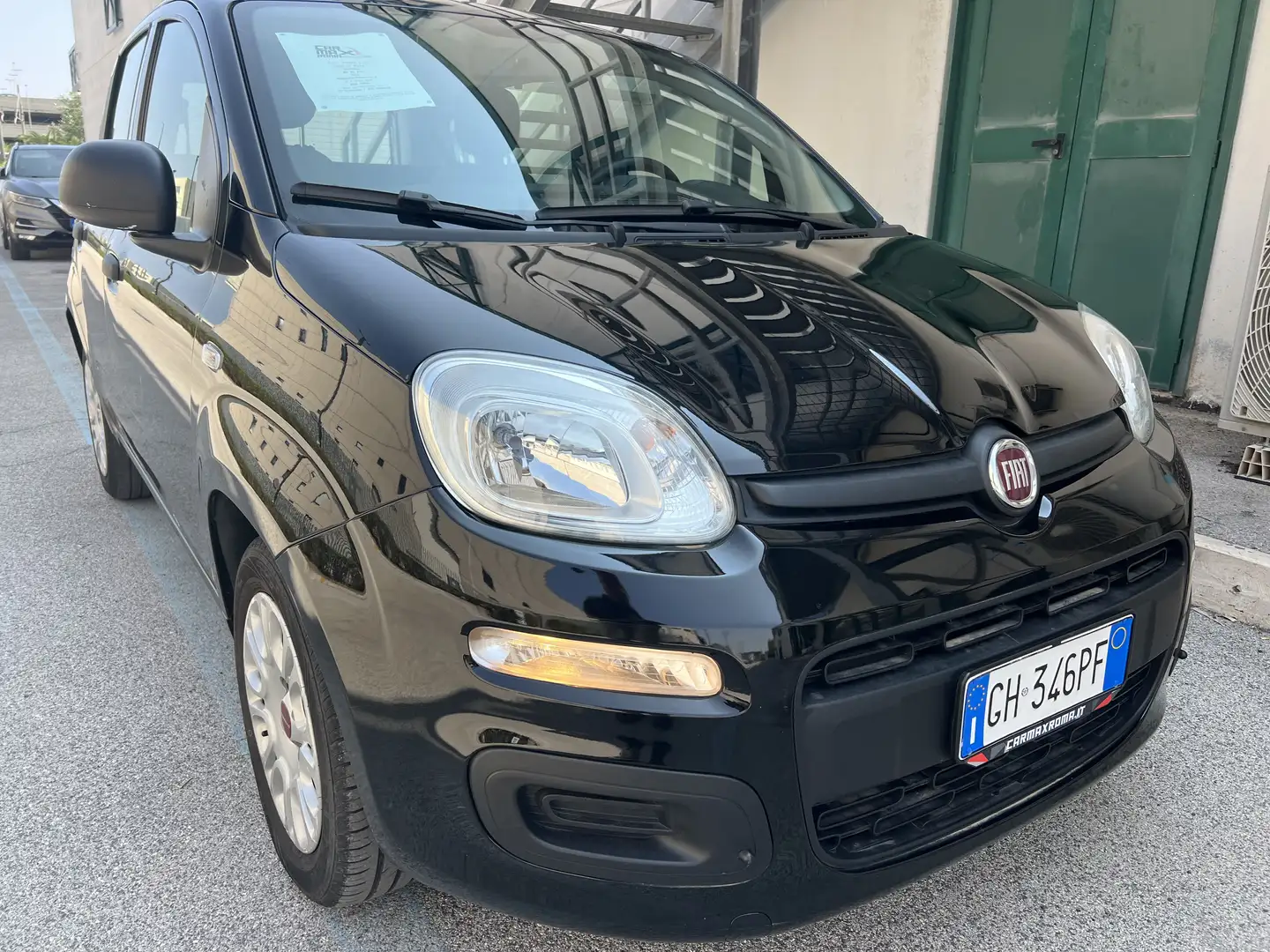 Fiat Panda 1.0 hybrid Easy s&s 70cv Nero - 2