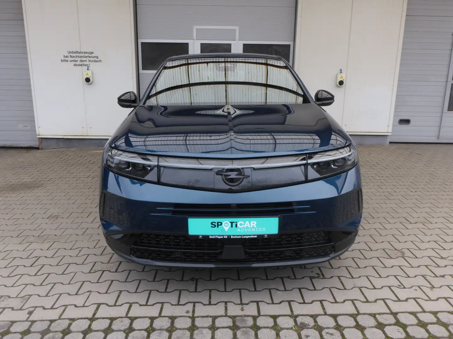 Opel Grandland 1.2 48V Mild-Hybrid GS mit Anhängerkupplung Blau - 2