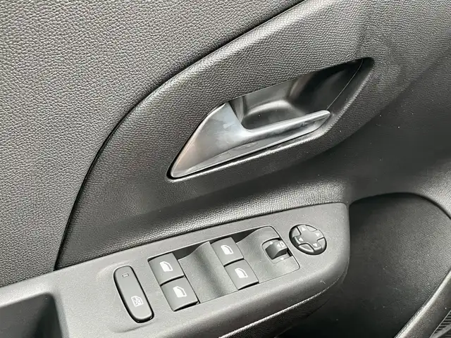 Opel Corsa view 14