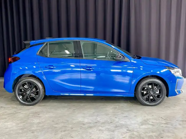 Opel Corsa view 8