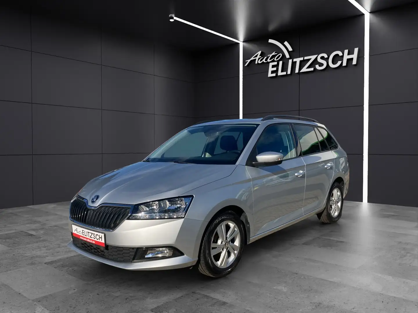 Skoda Fabia Combi TSI Ambition Klima APP SHZ GRA PDC TSI Am... Silber - 2