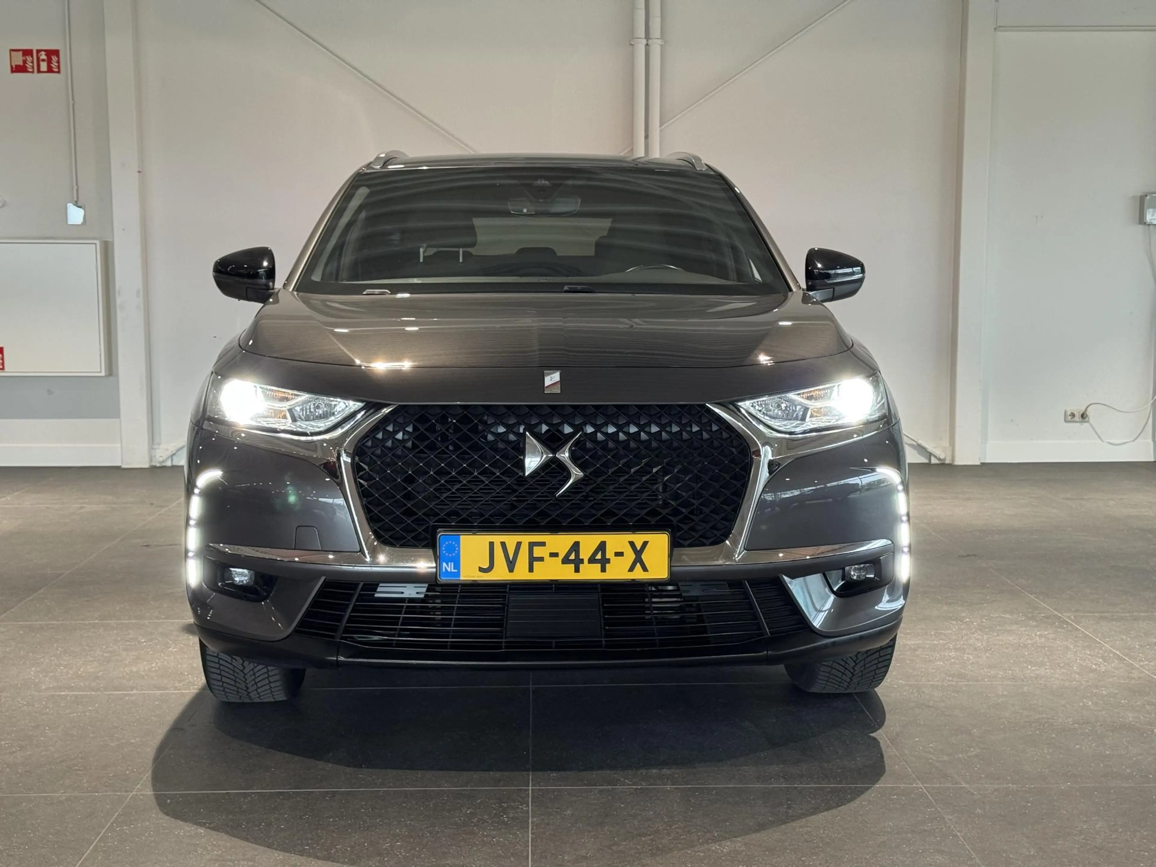 DS Automobiles DS 7 Crossback E-Tense Bastille+ — photo 2