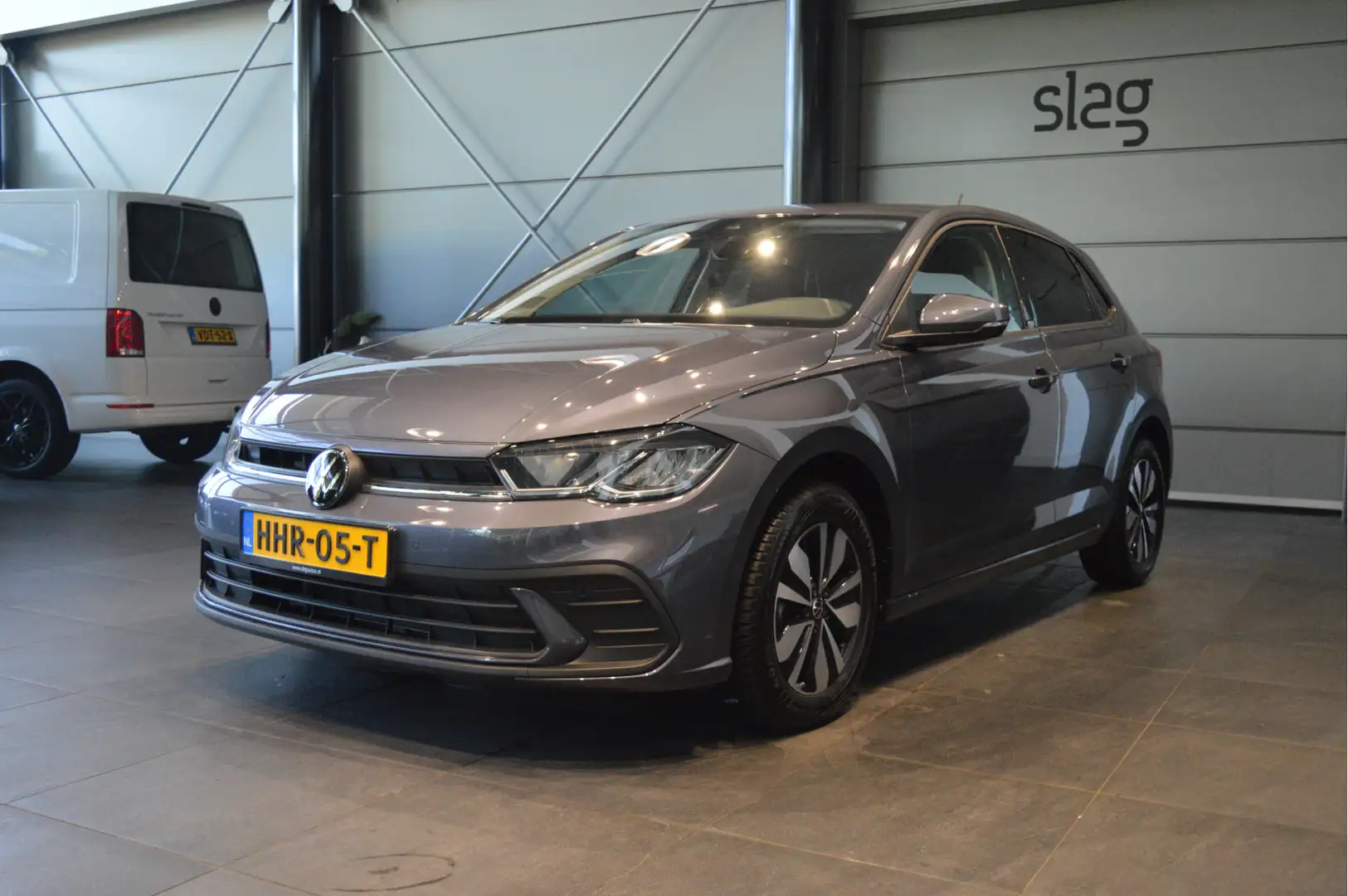Volkswagen Polo 1.0 TSI MOVE navi clima cruise led pdc camera 95 p Grau - 2