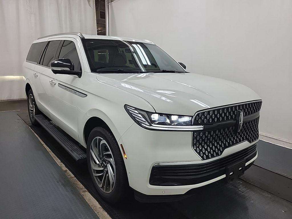 2025 Lincoln Navigator L Reserve — photo 1