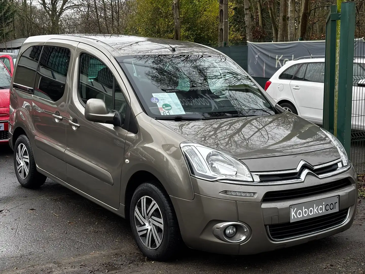 Citroen Berlingo 1.6 VTi 98cv/A.C/CAPT.AR/RADIO/CD/GARANTIE 1AN Beige - 1