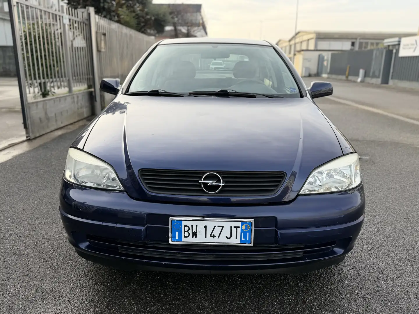Opel Astra 5p 1.4i euro 4 Ok Neopatentati Azul - 2