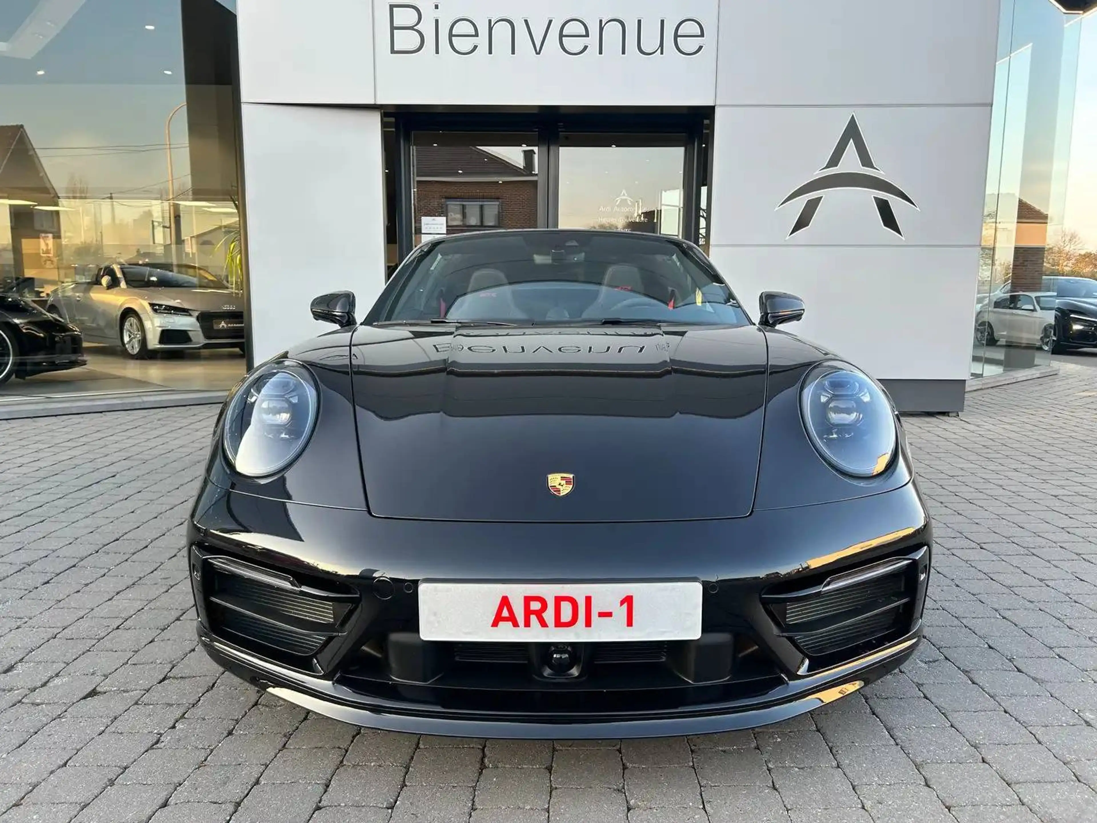 Porsche Targa 911 4 GTS 3.0 Bi-Turbo PDK *GARANTIE*1ER PROP* — photo 2