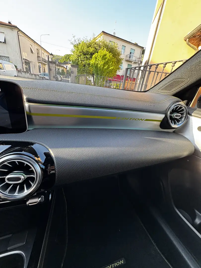 Mercedes-Benz A 250 Edition1 - 1