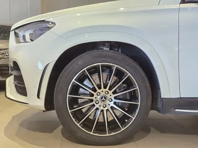 Mercedes-Benz GLE view 10