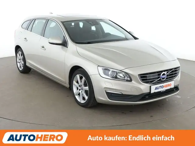 Volvo V60 view 8