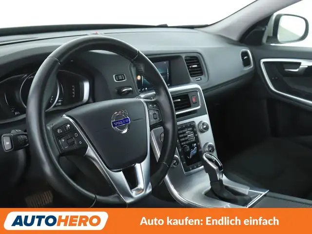 Volvo V60 view 11
