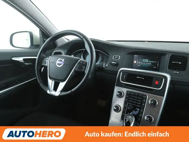 Volvo V60 view 13