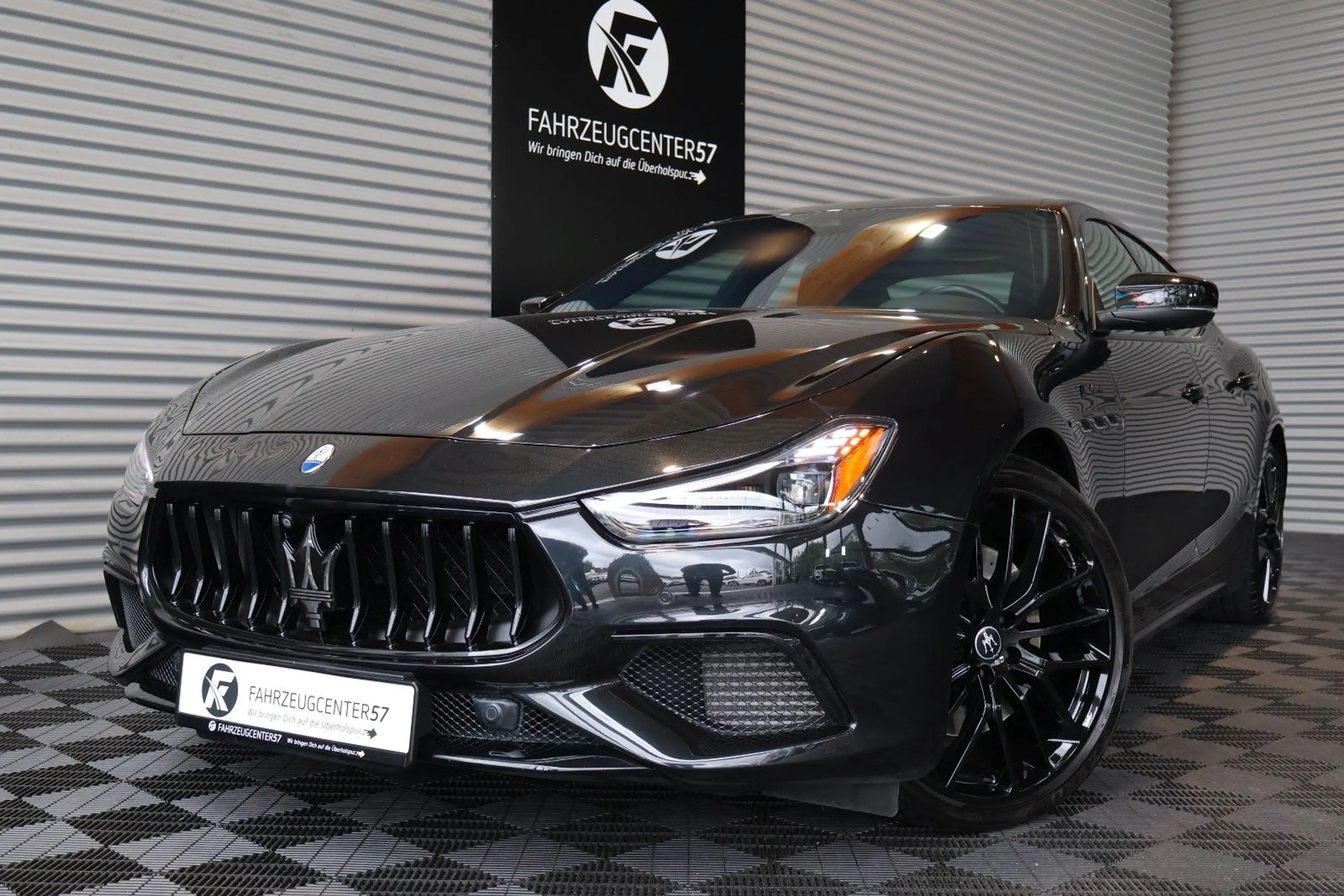Maserati Ghibli 3.0 V6 MODENA S Q4 4WD/360°KAMERA/CARPLAY