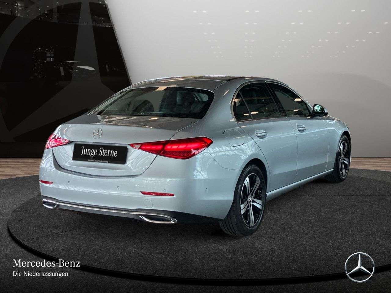 Mercedes-Benz C 180