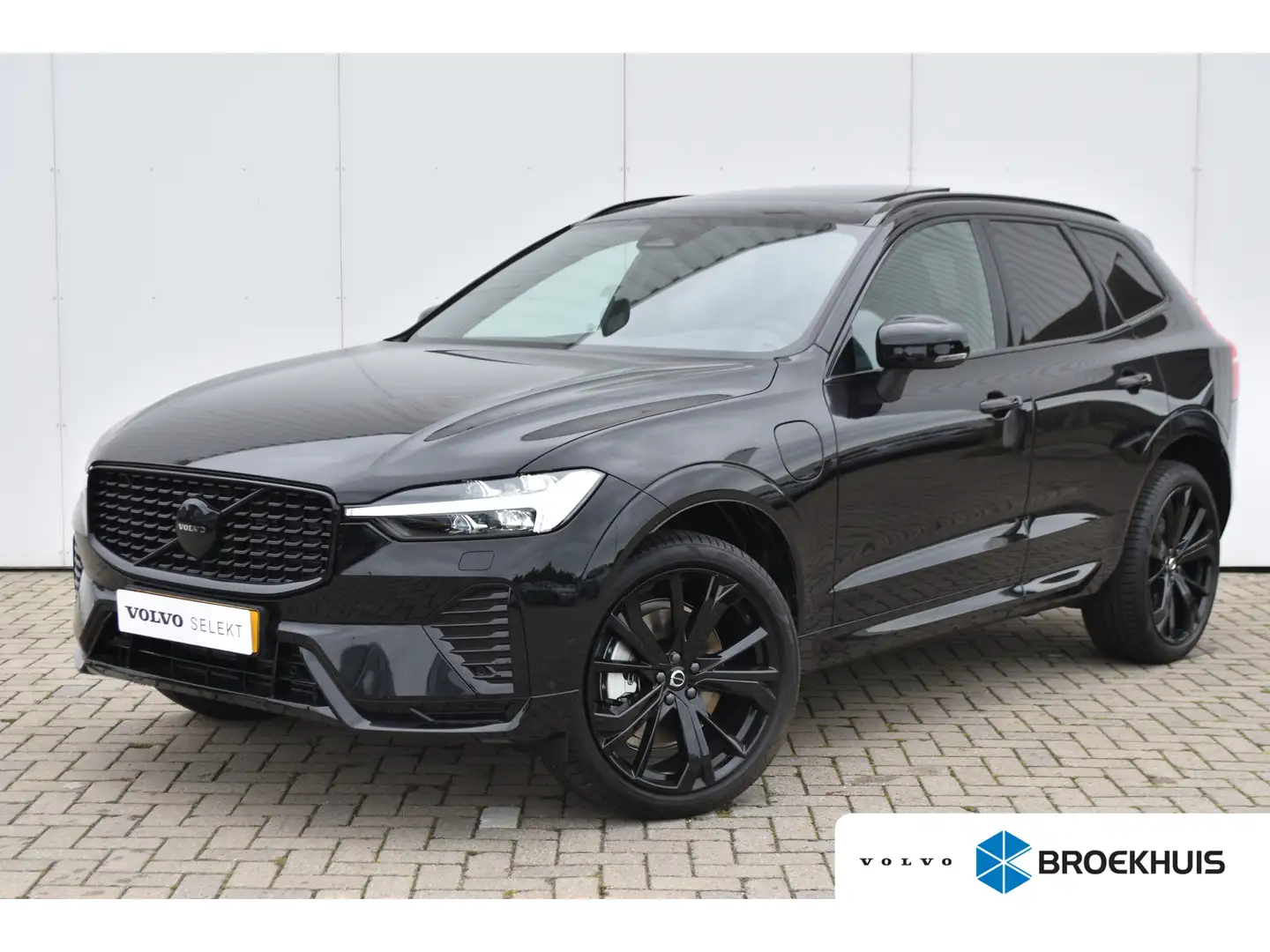 Volvo XC60 T6 Plus Black Edition | Pano | BLIS | Verwarmbare Zwart - 1