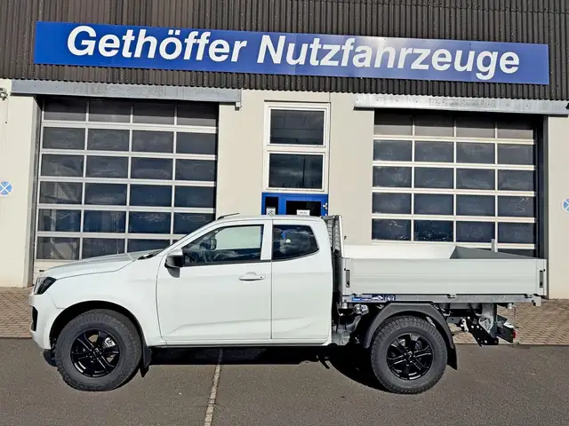 Isuzu D-Max