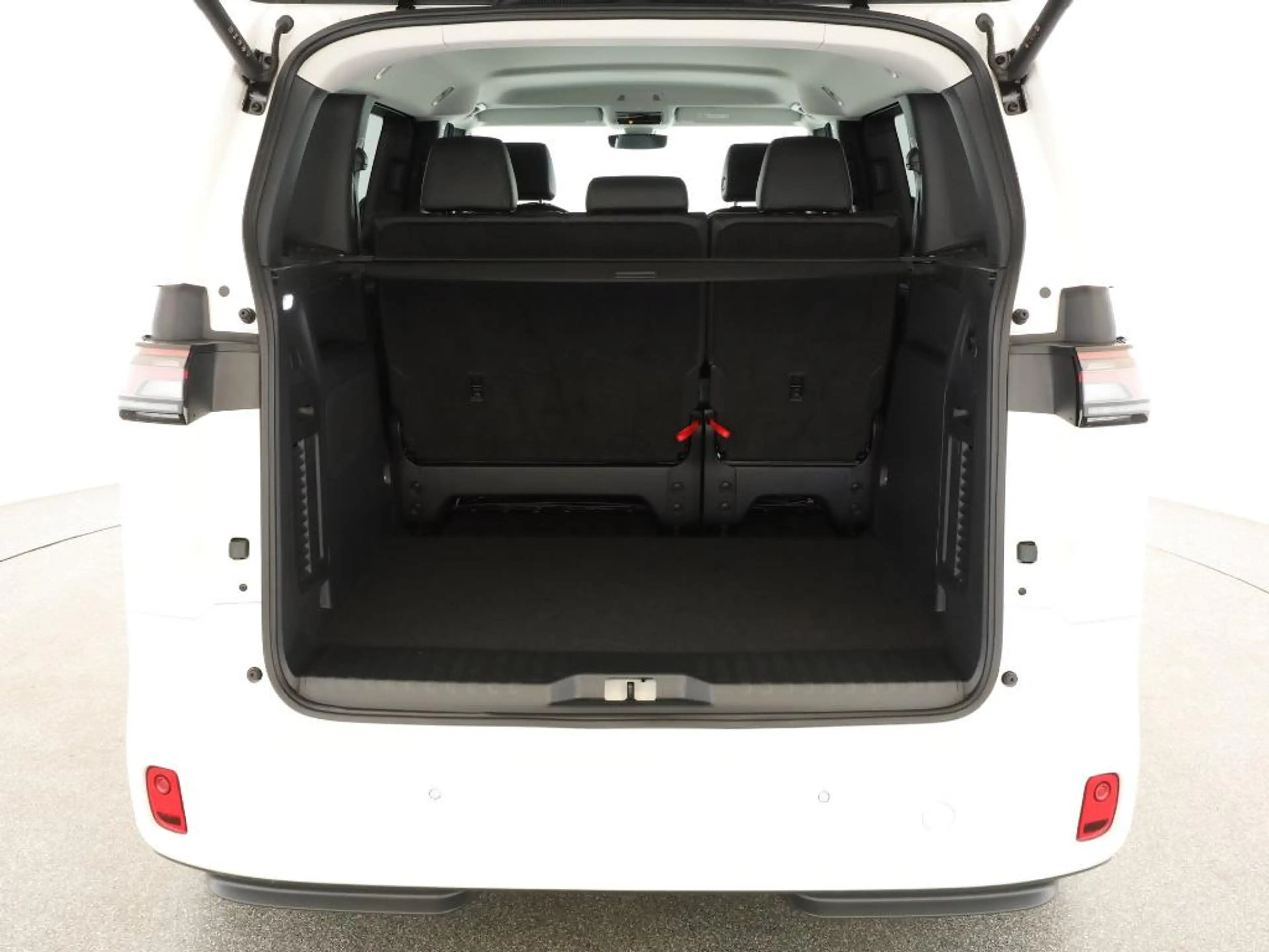 Volkswagen ID. Buzz Pro kurz ACC Anschlussgarantie — photo 7